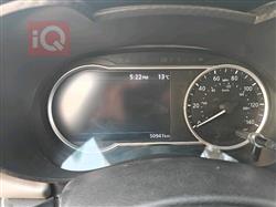 نيسان فيرسا